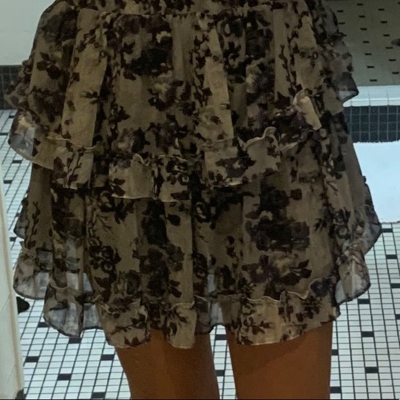 Misa Marion Skirt - Picture 2 of 4